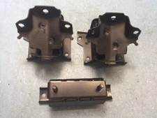 Motor & Trans Mount set 3PCS for 01-10 Silverado Sierra 2500HD 3500 3500HD 6.6L