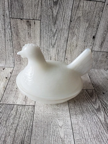 Vintage Milk White Glass Nesting Hen in Basket Candy Dish 4 3/8 Inch long