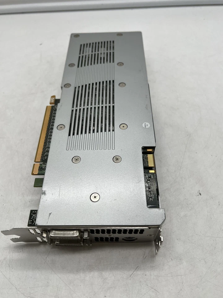 Tarjeta de gráficos NVIDIA Quadro FX 4800 1,5 GB GDDR3 PCI Express 900-50607-2206-000 Foto 4 de 4