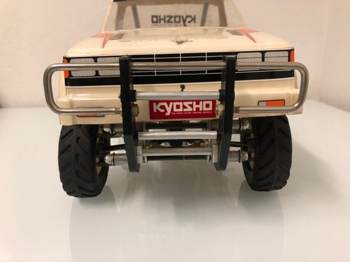 Vintage Kyosho Datsun 4WD Dirt Road 10 RC 1:10 Scale Truck. - Bild 4 von 24