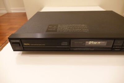 Toshiba XR-9028 Audiophile CD Player HiFi Stereo Vintage Slim Home