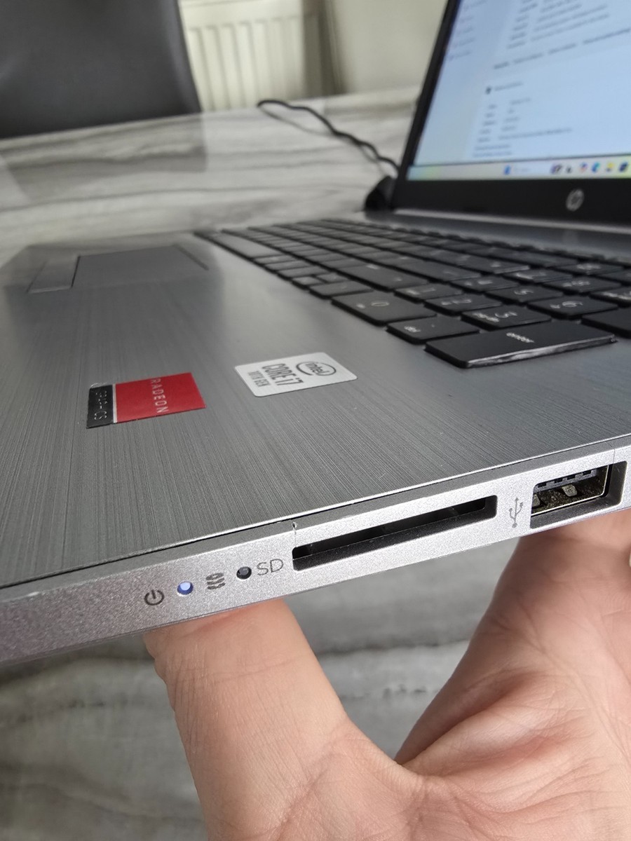 HP 470 G7 Intel Core i7 10th Gen 16GB 512GB SSD 17.3