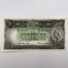 1953 (R33) £1 One Pound Banknote - aUnc - Coombs / Wilson Commonwealth Bank