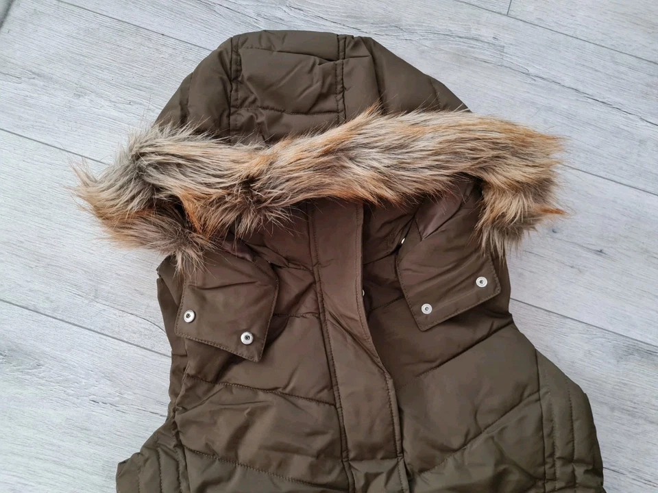 Steppweste mit Kapuze & Fellimitat ~ H&M L.O.G.G. braun Gr. 36 - Bild 3 von 4