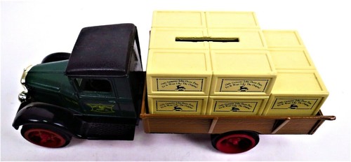 Camión de reparto ojo de halcón ERTL John Deere 1931 banco diecast #104 escala 1/34 NUEVO - Imagen 11 de 12