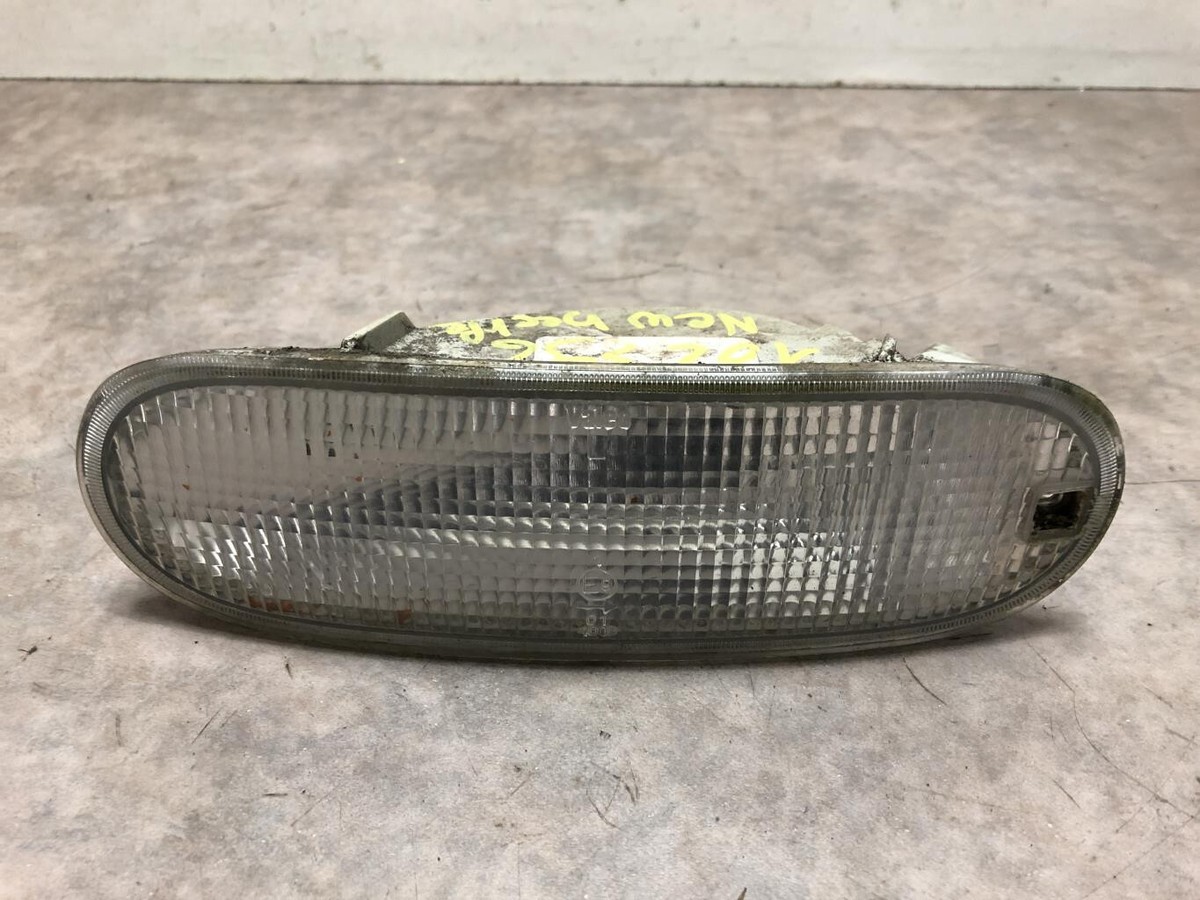 BLINKERGLAS LINKS VOOR VW New Beetle (1Y7) Cabrio 1.6 (BFS) 2003 