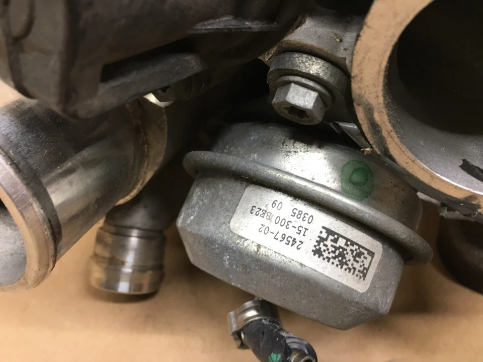 17-20 Maserati Levante Ghibli Quattroporte 3.0L V6 GAS Right turbocharger OEM Foto 4 de 4