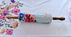 Pioneer Woman Spring Melody Ceramic Rolling Pin Retired Wood Handles Kitchen