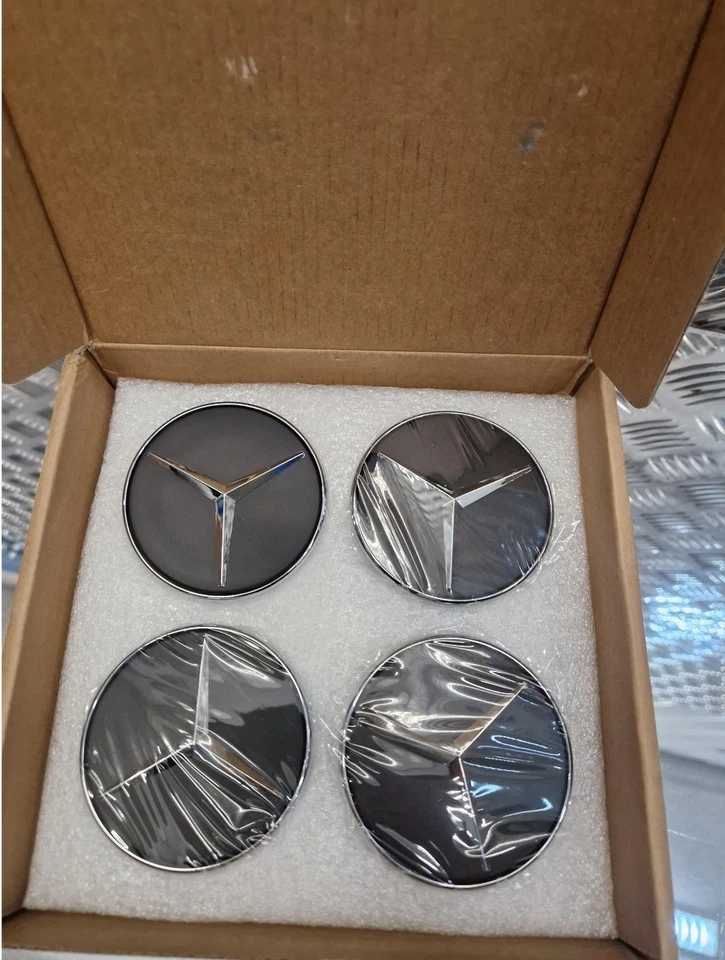 75mm Premium 4-Piece Black & Silver Floating Wheel Center Caps – Fits Mercedes - Image 4 of 4