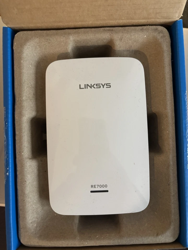 Linksys RE7000 Maxstream AC1900 Wi-Fi Range Extender Booster - Image 2 of 2
