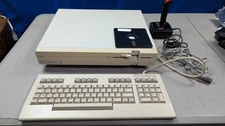 Working NTSC Commodore 128d Computer with  keyboard, Disks, Joystick.
