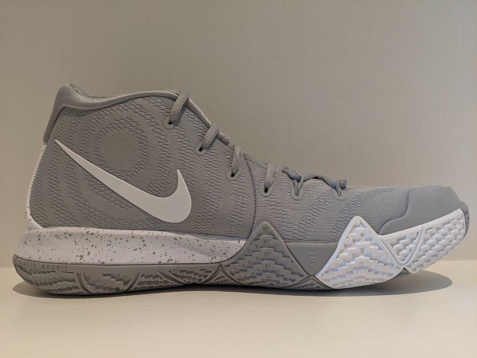 kyrie 4 wolf grey