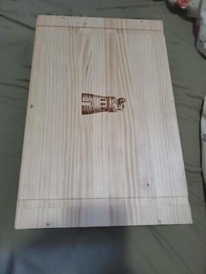 Les Forts de Latour empty Box 2017