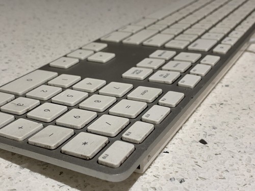 APPLE GENUINE MAC IMAC WIRED A1243 ALUMINIUM KEYBOARD FULL SIZE NUMERIC KEYPAD - Bild 5 von 6