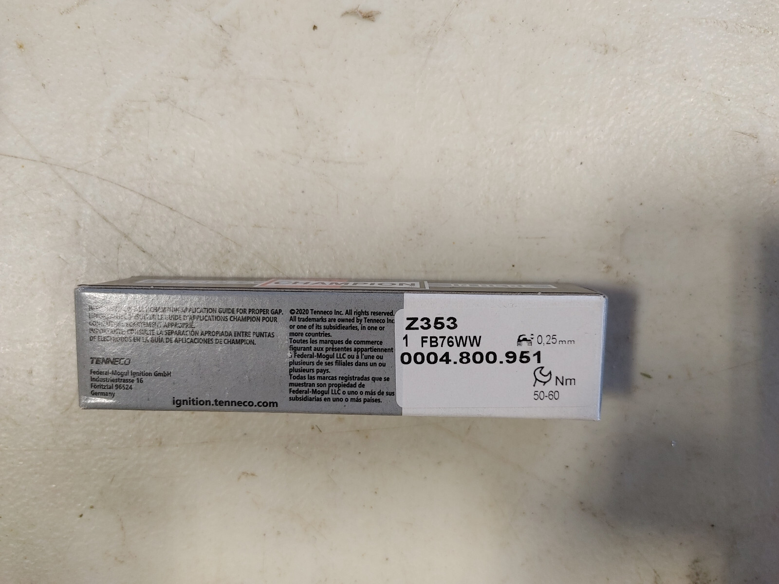 Champion Z353 FB76WW 0004.800.951 Premium Double-Iridium High Performance Z2D2