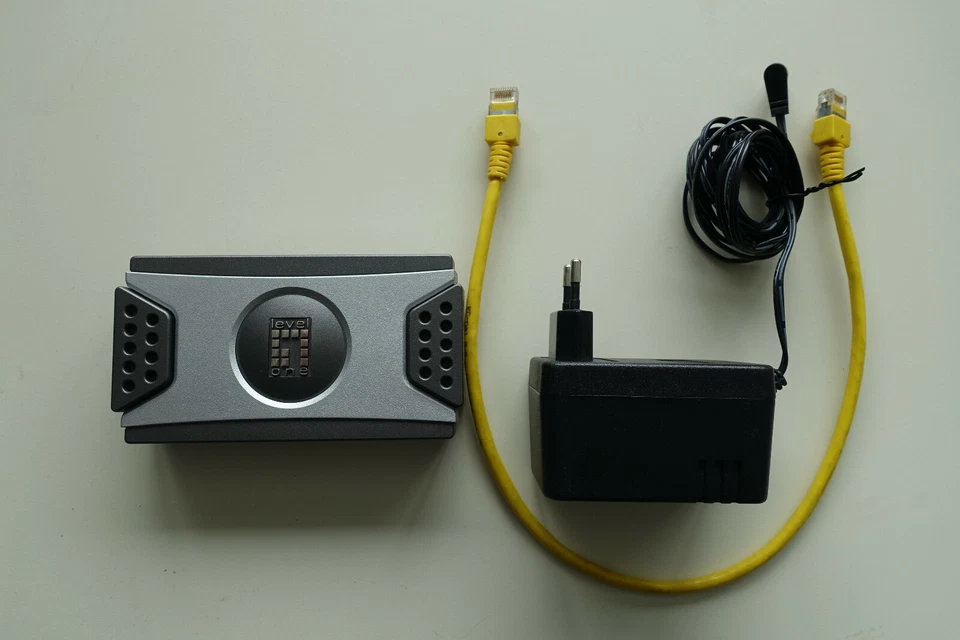 Level One Switch 5 Port FSW-0507TX