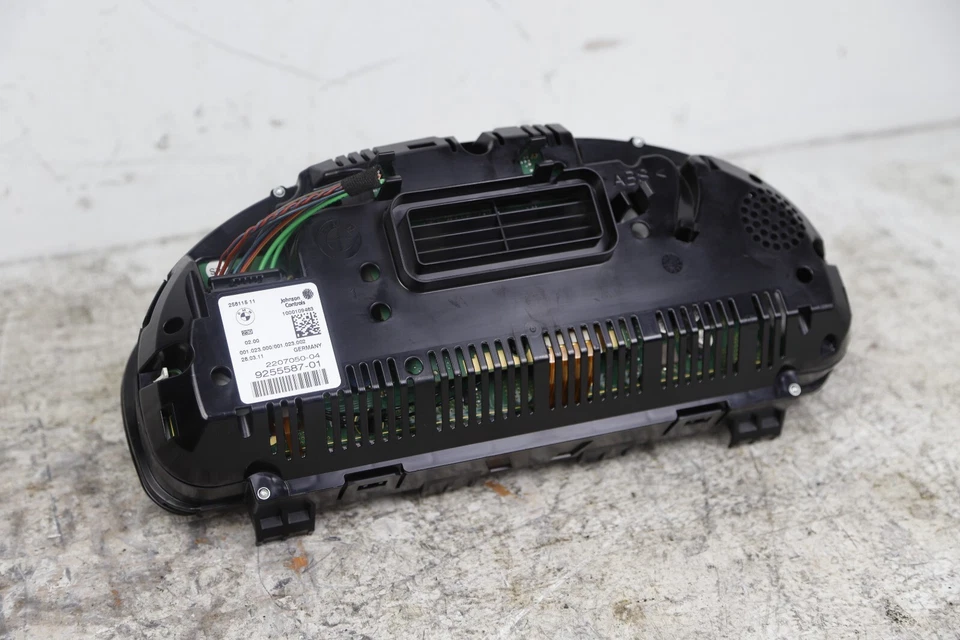 2011 2012 2013 BMW 528I 535I 550I MEDIDOR DE PAINEL DE INSTRUMENTOS VELOCÍMETRO 169K FABRICANTE DE EQUIPAMENTO ORIGINAL - Imagem 3 de 4