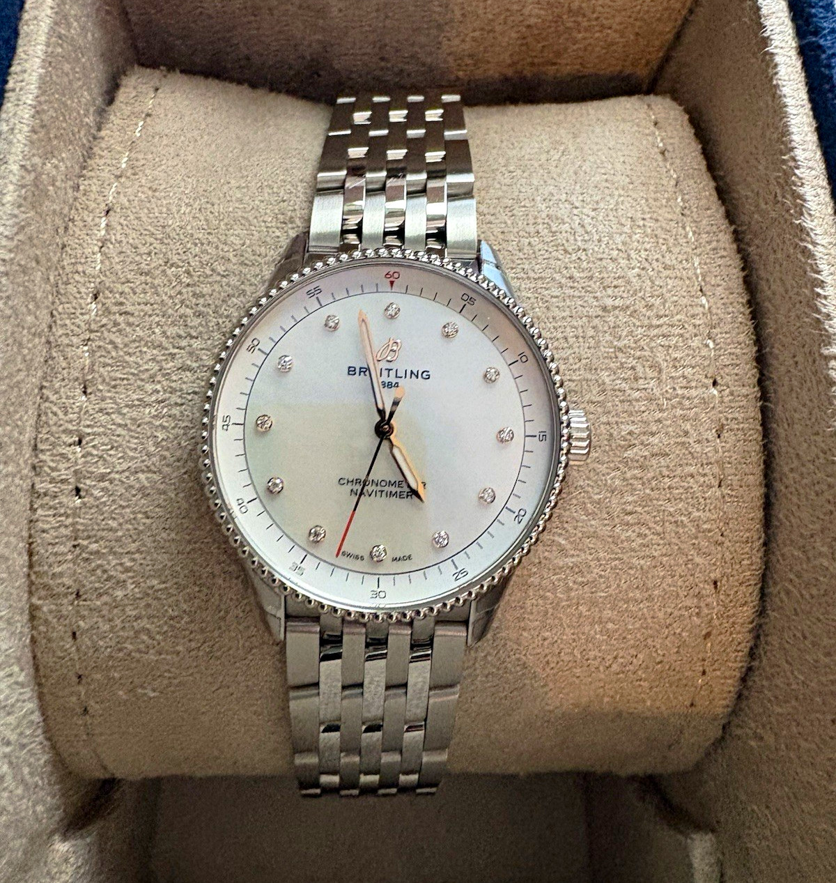 Breitling Navitimer 32 A77320 Mother of
