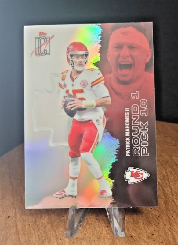 Topps 2025 Signature Class Patrick Mahomes II Chiefs Round Pick 10 #29 Refractor