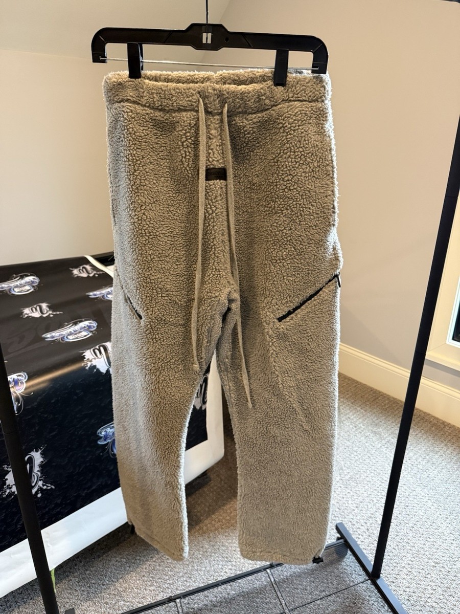 essentials polar fleece  pants 即完売品 Fear of God Essentials Polar Fleece Dark Oatmeal Pants Size XS | eBay