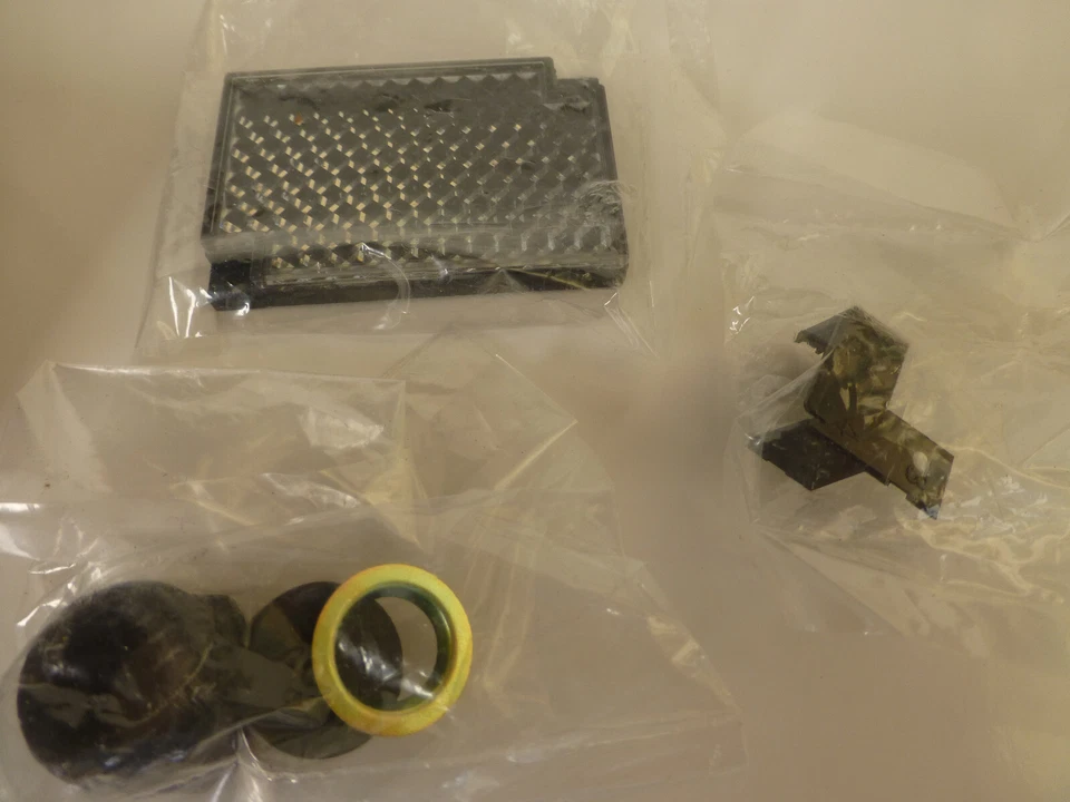 OMRON - Sensor - E3JM-R4M4-G - Image 4 of 4