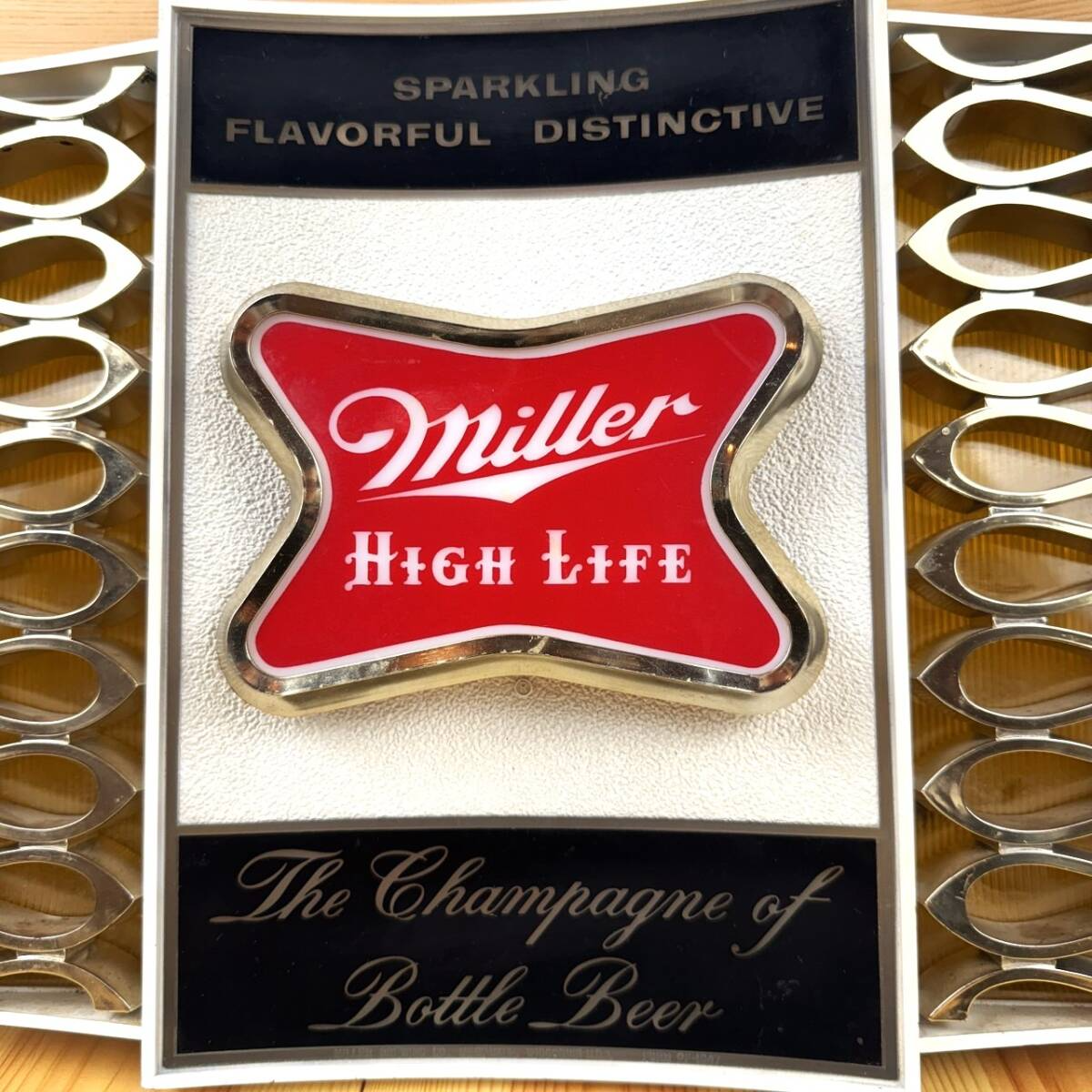 70年代 美品ビンテージMiller High Lifeブラケットライト サイン 70年代 美品ビンテージMiller High Lifeブラケットライト サイン