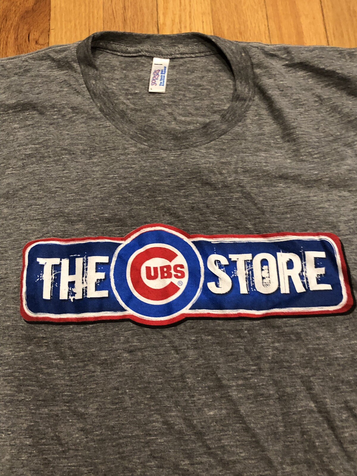 Chicago Cubs Wrigley Field Cubs Store Employee shirt … Gem