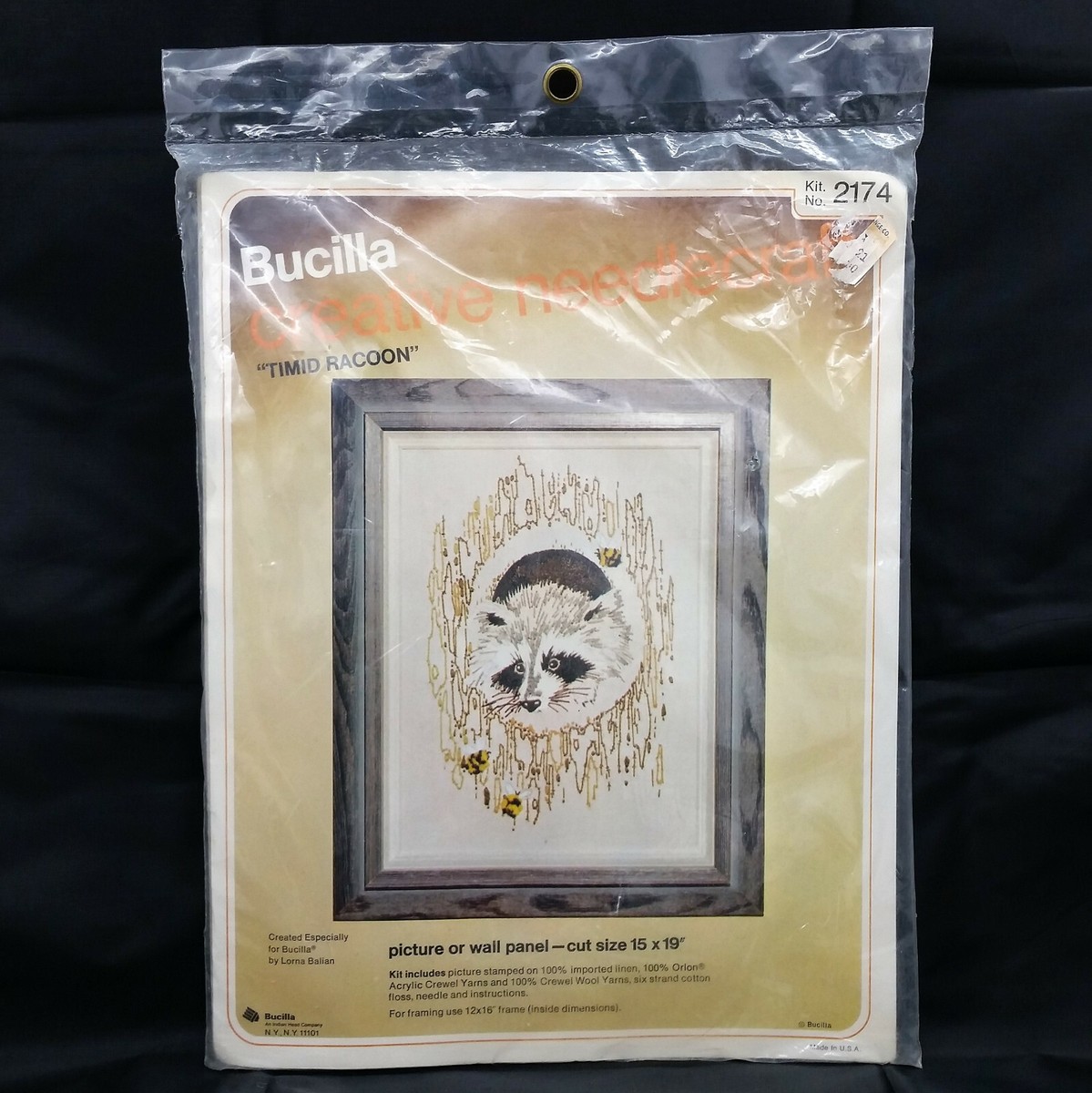 Kit De Broderie Bucilla – Timid Racoon – Vintage Neuf Scellé – Lorna Balian