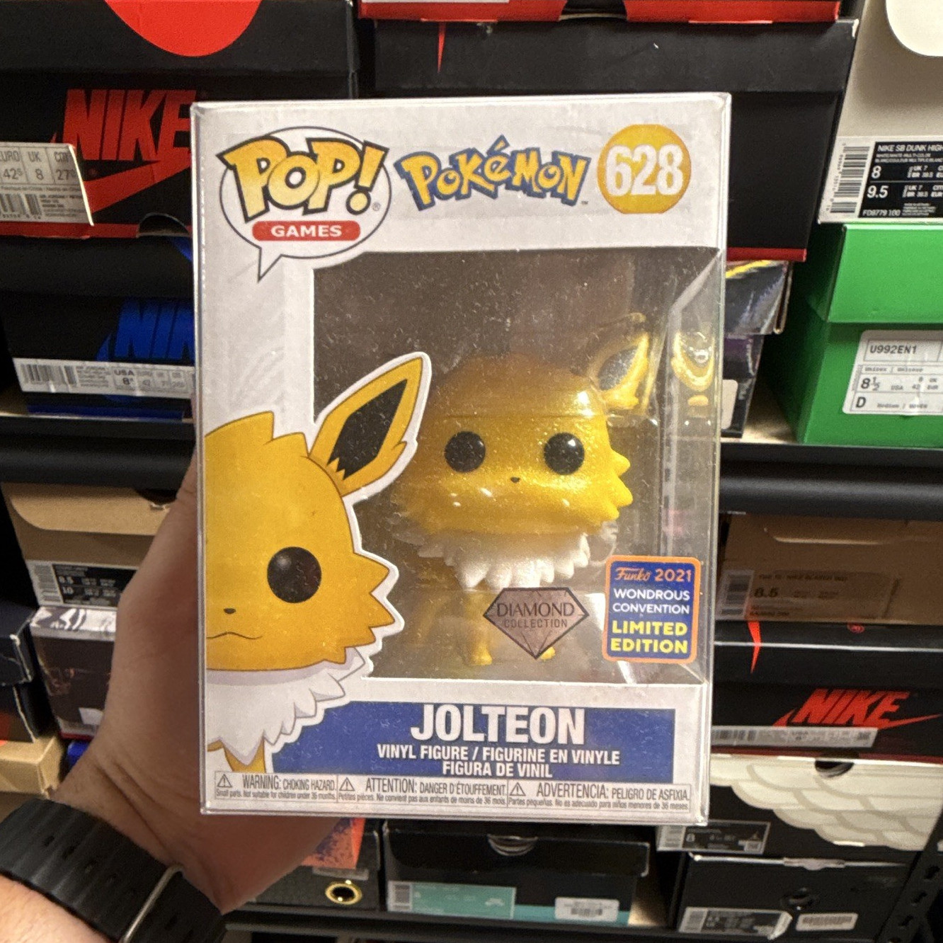 Funko Pop! Games Pokémon Jolteon #628 Diamond 2021 Wondrous Convention Excl