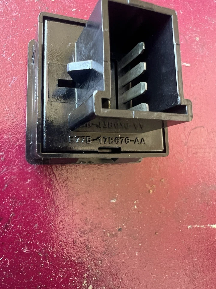 INTERRUPTOR DE ESPEJO RETROVISOR LATERAL ELÉCTRICO MERCURY CAPRI 91 92 93 94 Foto 3 de 3