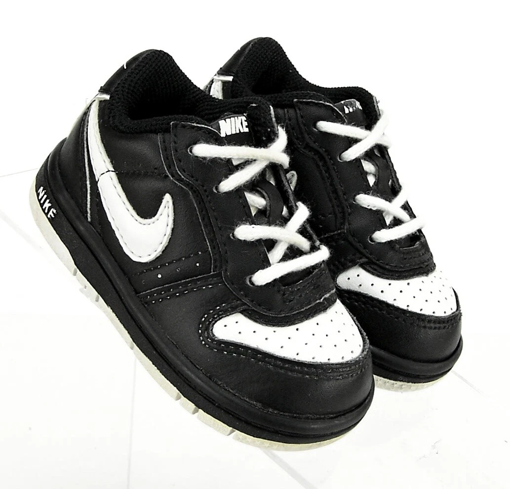 Toddler girl black clearance and white nikes