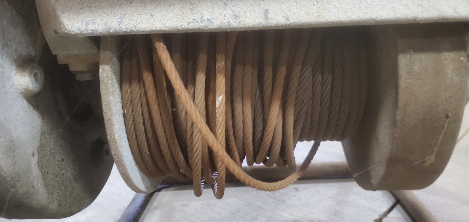 Spider ST-17 air Hoist Staging Lift Industrial Basket - Picture 8 of 12