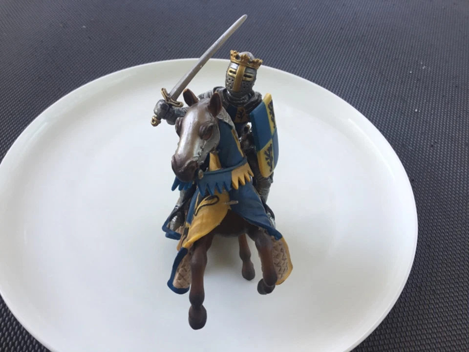 Estatuillas Caballeros Schleich - Príncipe en caballo criado 70009 artículo retirado Foto 4 de 4