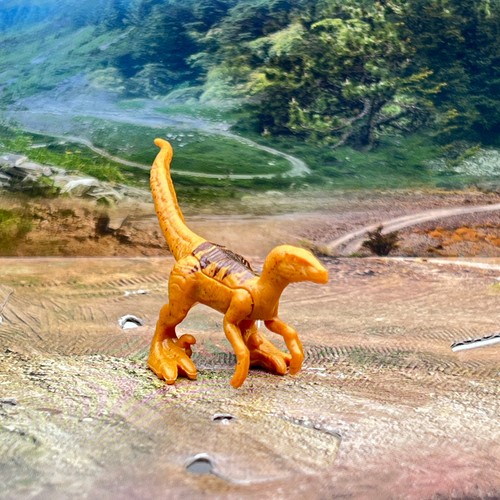 Matchbox Armoured Action Truck Off-Road Rescue Rig Atrociraptor Jurassic World - Picture 15 of 15