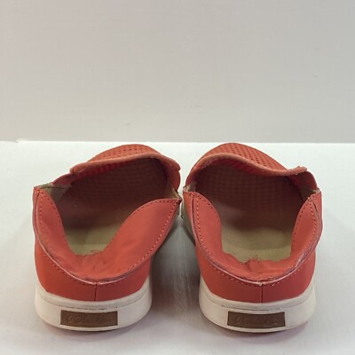OluKai Women display picture 1