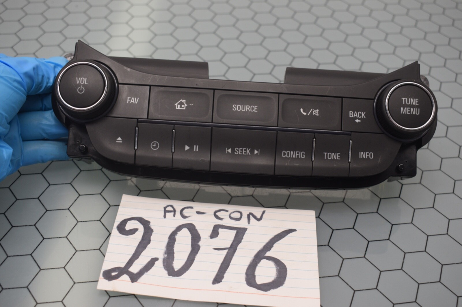 14 15 16 Chevrolet Malibu Radio AC and Heater Control Used Stock #2076-AC