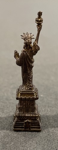 Vintage Statue Of Liberty Miniature Figurine 1986 100th Anniversary 100- 2” Tall - Picture 3 of 5