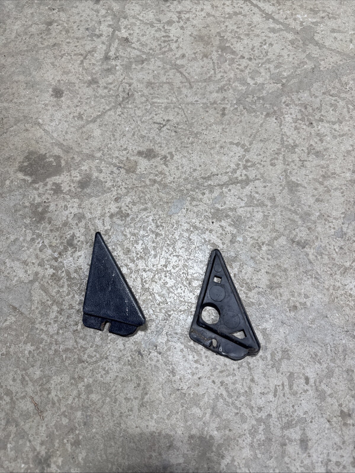 Jeep Cherokee XJ 84-96 LH Driver Side Power Mirror Trim/Cover OEM (WS95)