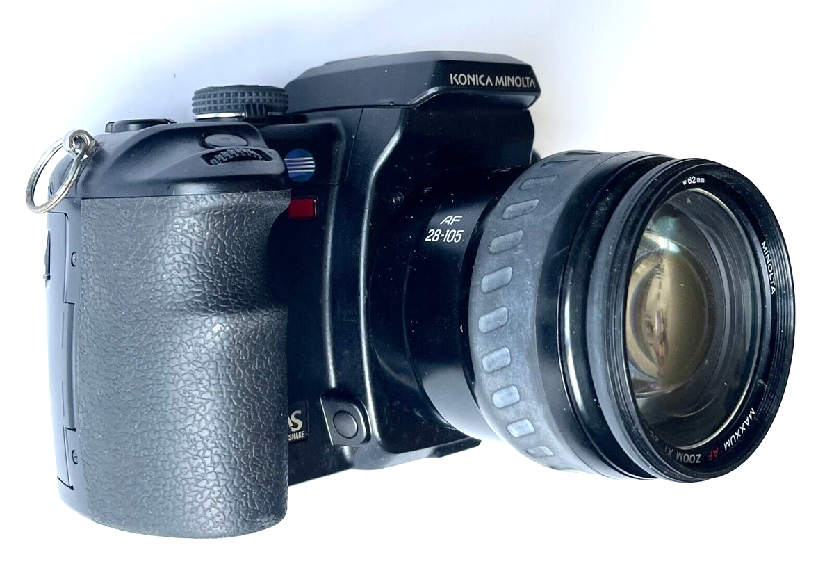 Konica Minolta MAXXUM 7D 6.1MP Digital SLR Camera - Black (Body