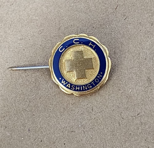 VINTAGE C. C. H. WASHINGTON 1/20th 10K GOLD AND ENAMEL SERVICE LAPEL PIN .75"