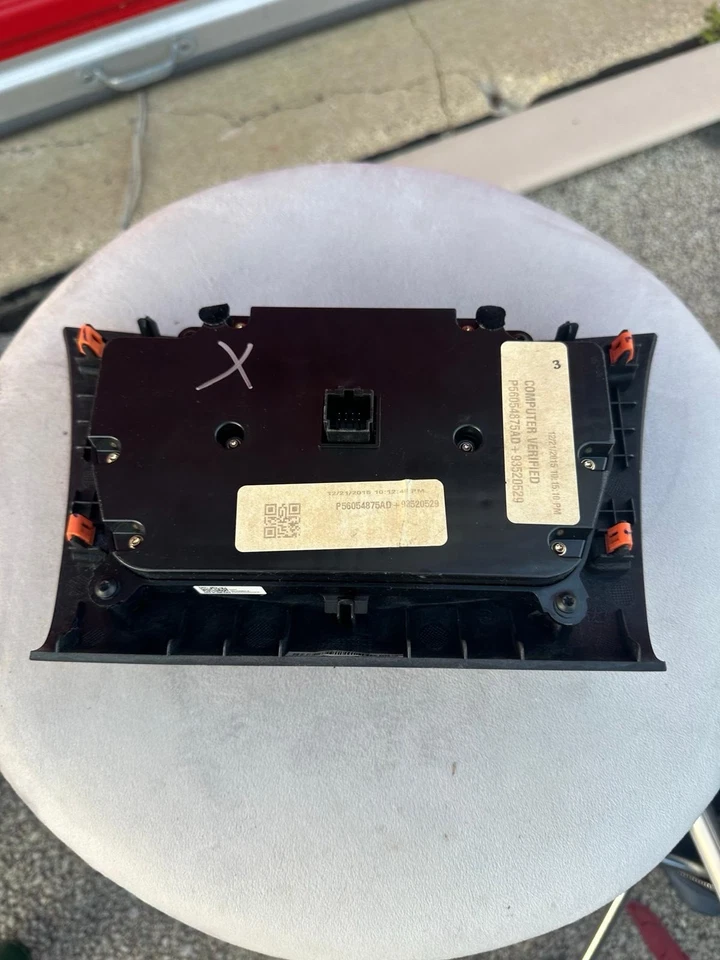 Dodge Charger Climate Control / Radio Panel 2015–2021 – OEM - Image 2 of 2