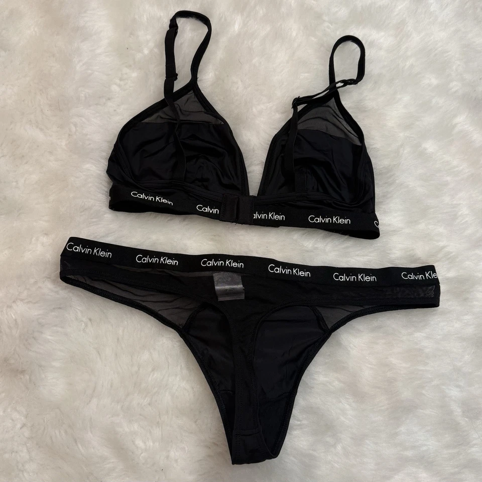 Conjunto sujetador y tanga Calvin Klein negro Foto 4 de 4