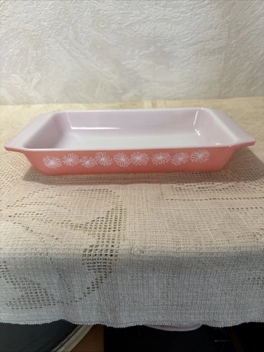 Vintage 1957 PYREX Vintage Pink Daisy Casserole Dish Space Saver 1.25 Qt 548-B