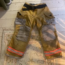 Globe Firefighters Pants Men 38x30 Turnouts Bunker Gear PPE GX buckle Bib