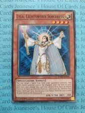 SDMP-DE016 Lyla, Lichtverpflichtete Zauberin Yu-Gi-Oh Karte 1. Auflage Neu
