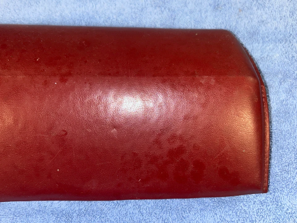 1968 Dodge Coronet Plymouth GTX Roadrunner перчаточный ящик дверь темно-бордовый - Изображение 2 из 4