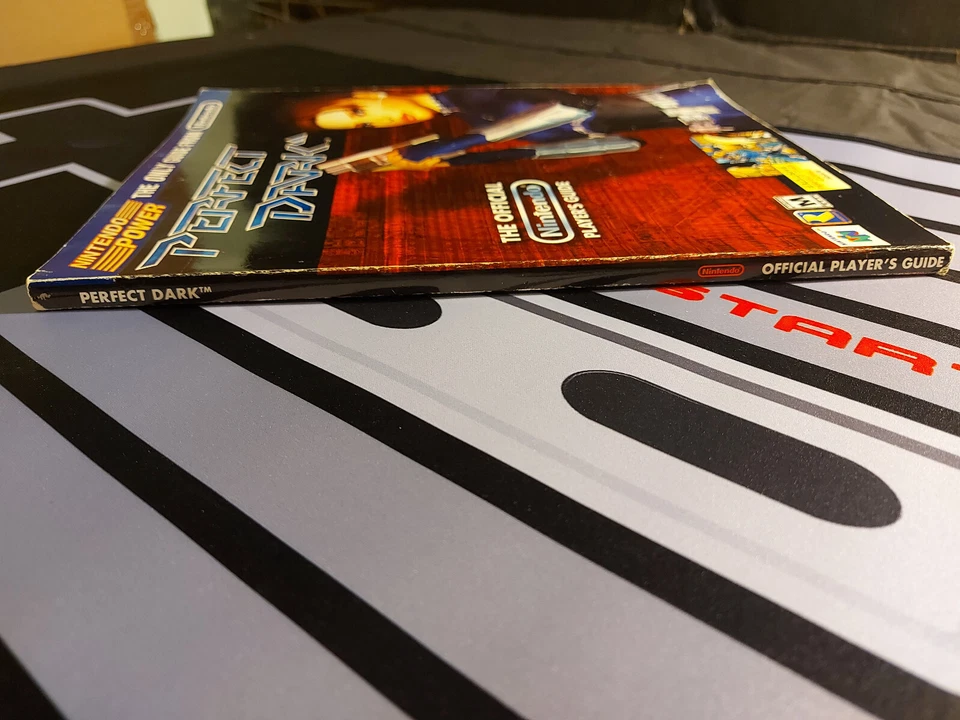 Perfect Dark N64 Nintendo Power Official Player's Guide - Image 3 of 4