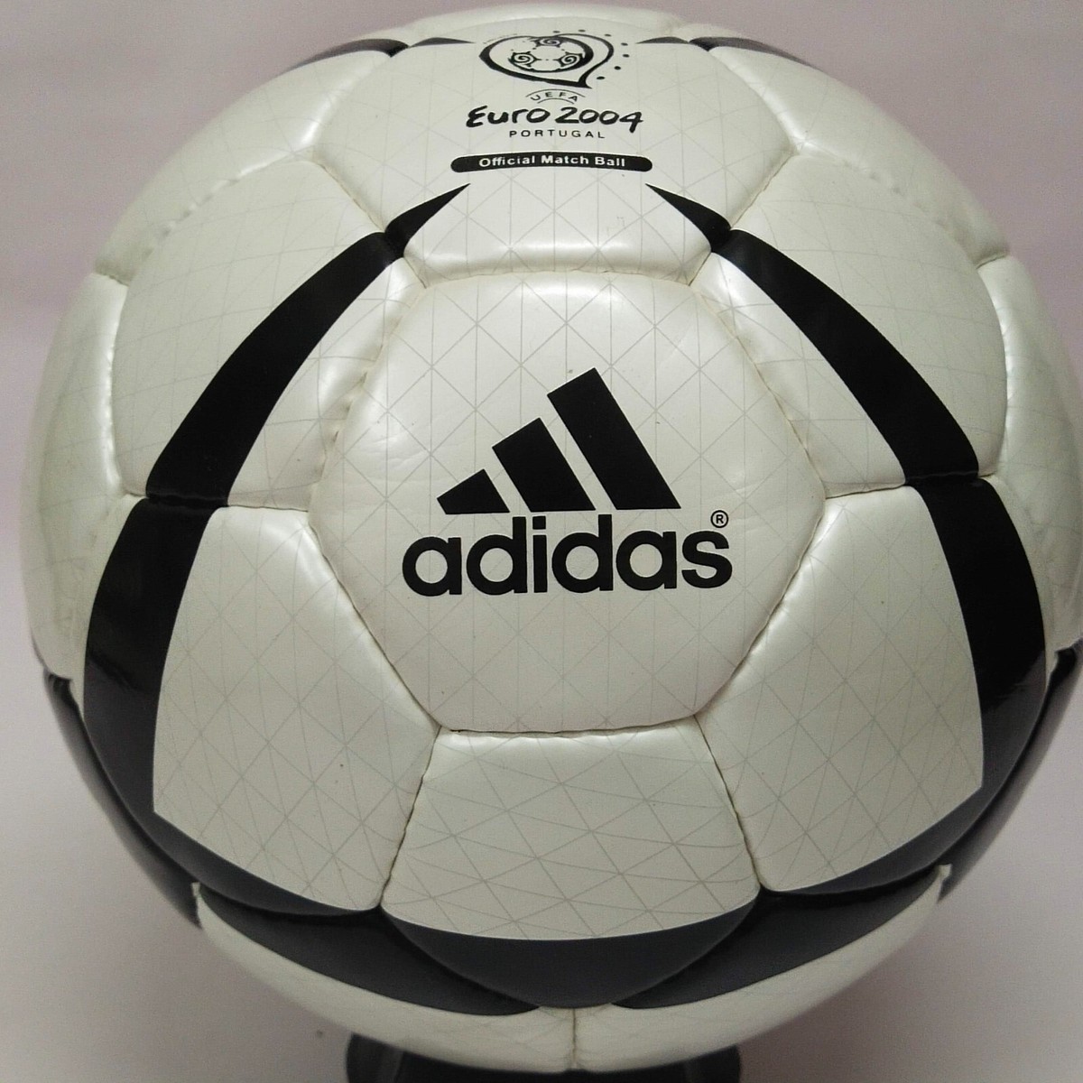 adidas Euro 2004 サッカーボール ロテイロ　サイン入り アディダス サッカーボール 5号球 ロテイロ 2004 UEFAユーロ