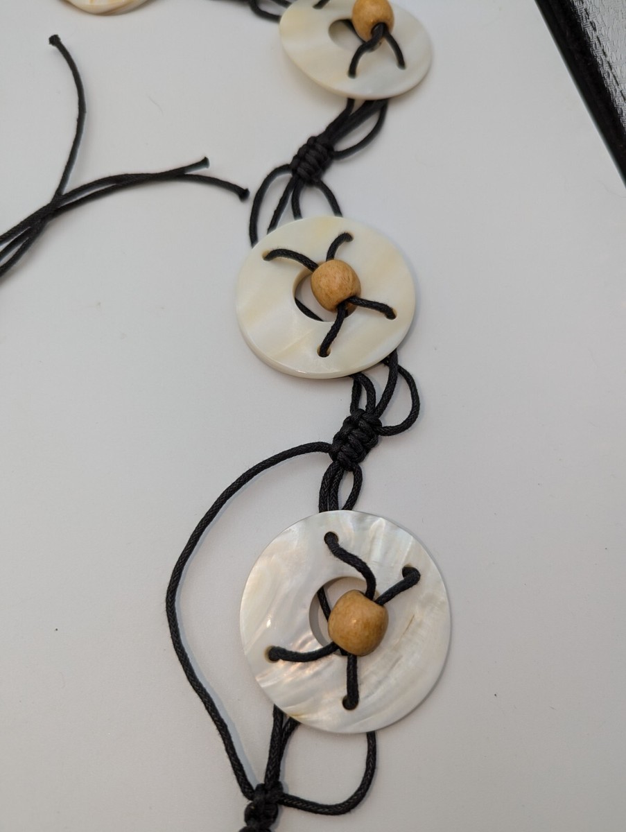 Vintage Mother of Pearl Shell Waist Chain Belt w Macramé-Style Tie. Vintage 80s Sea Shell Belt: Macrame Cord, Mother of Pearl  main image 4