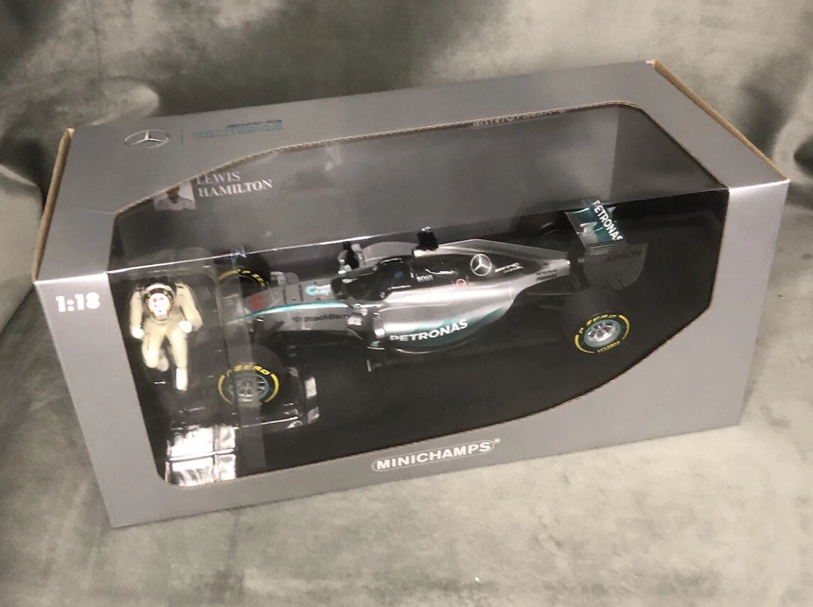 MINICHAMPS 1:18 Scale Diecast Formula 1 Cars Lewis Hamilton for